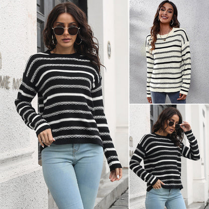 Timeless Vintage Style Pullover