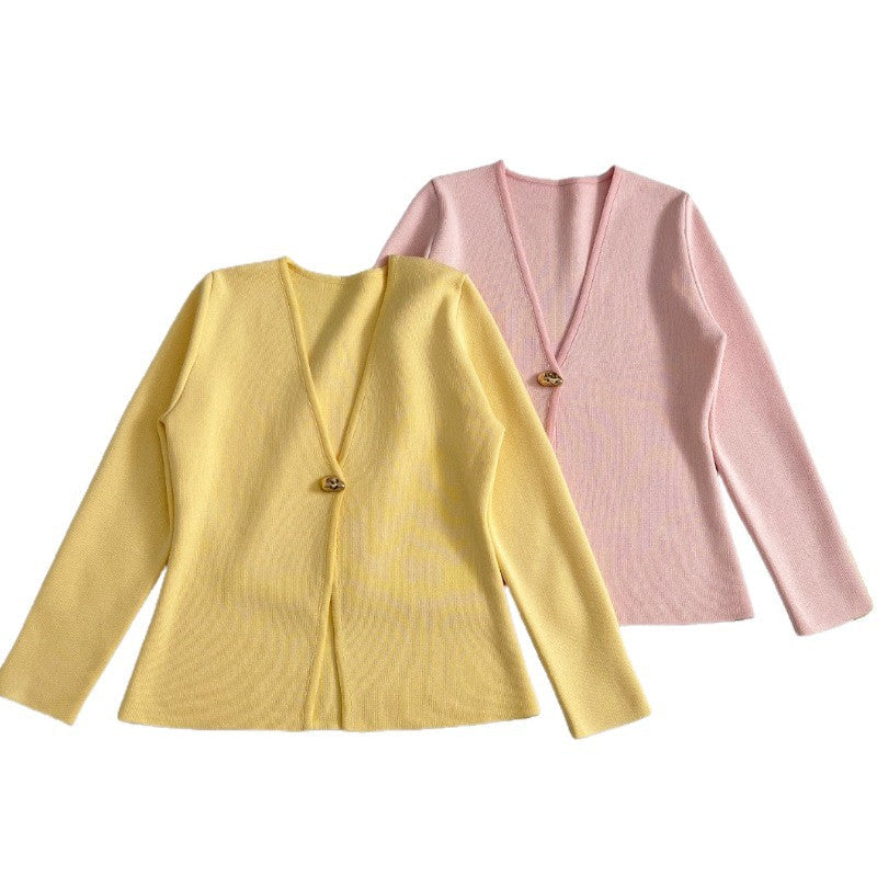 Gracefully Designed Cardigan