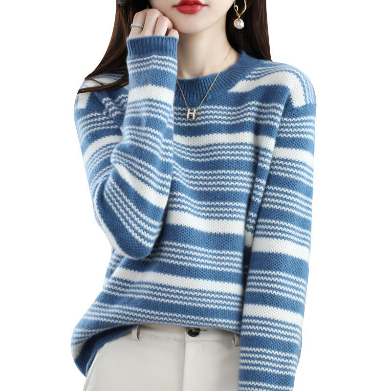 Timeless Vintage Style Pullover