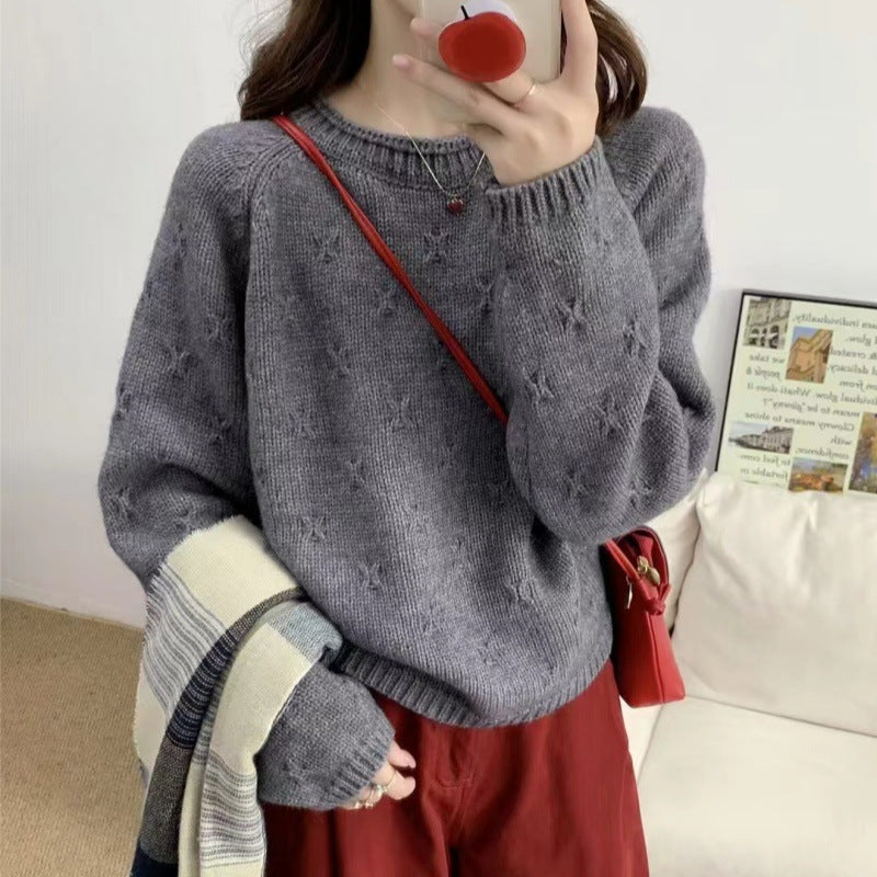 Timeless Vintage Style Pullover