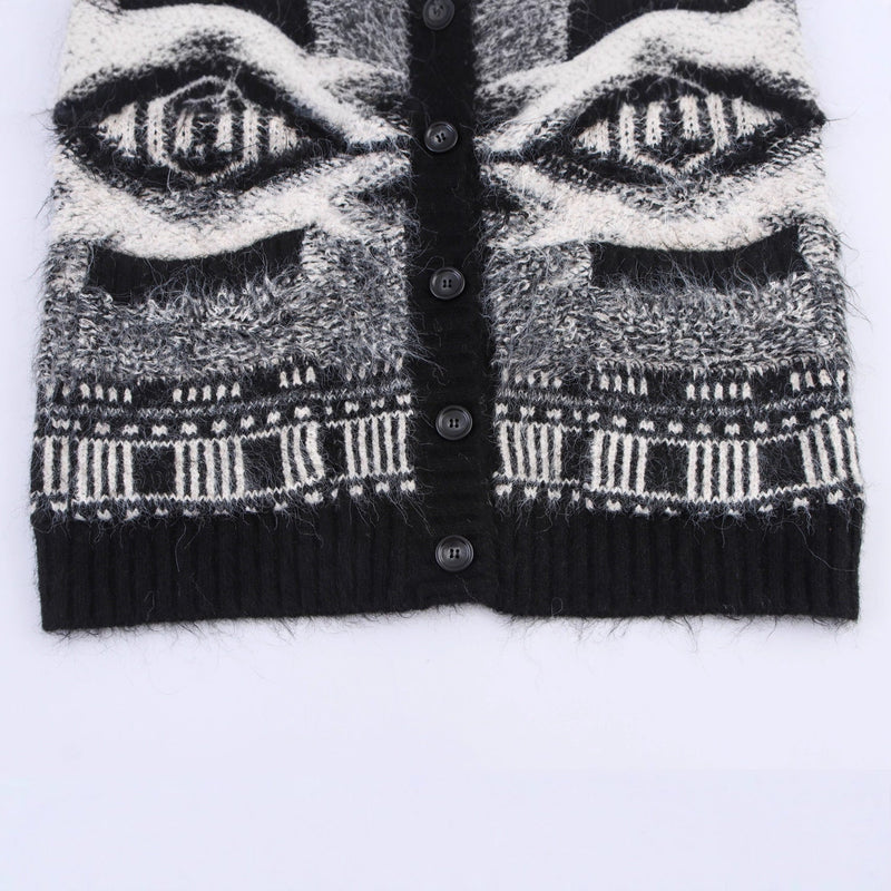 Elegantly Designed Cardigan