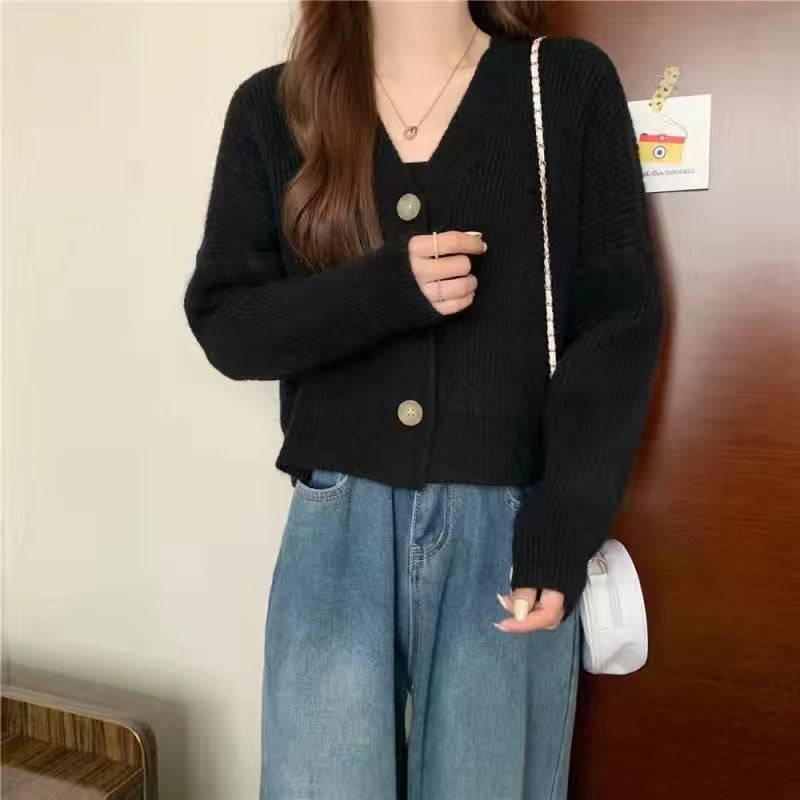 Elegantly Designed Cardigan