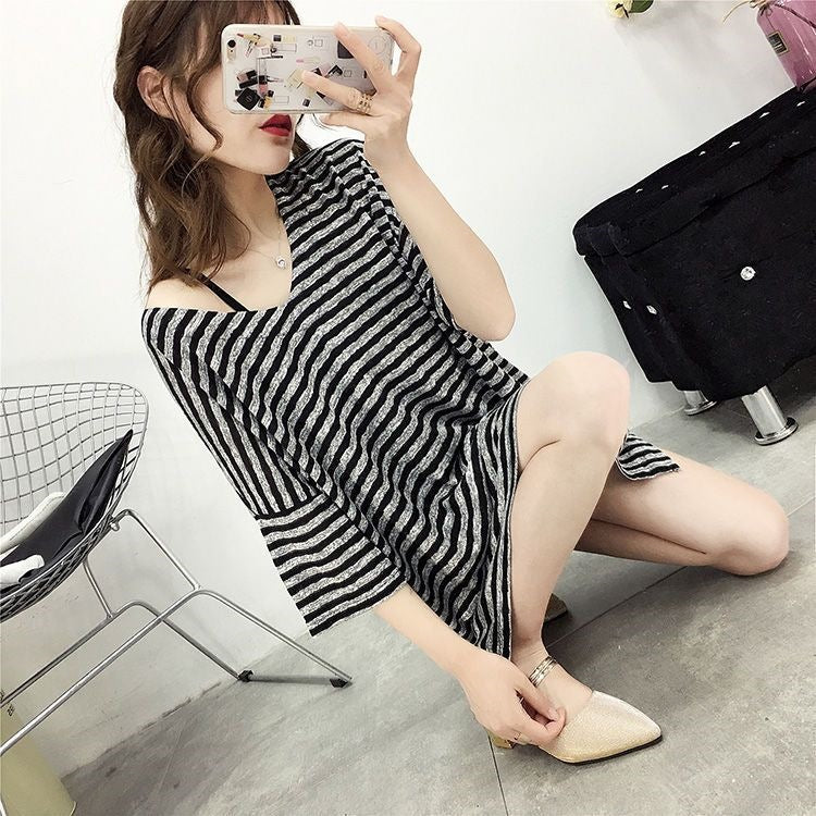 Color Patchwork Stripes Pocket Cinched Hooded T-shirt