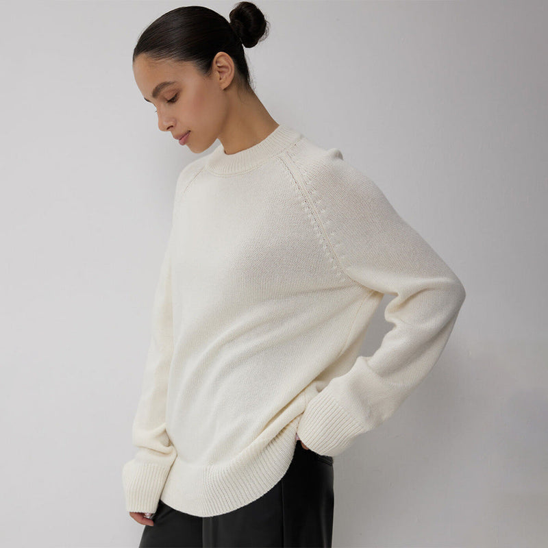 Timeless Vintage Style Pullover