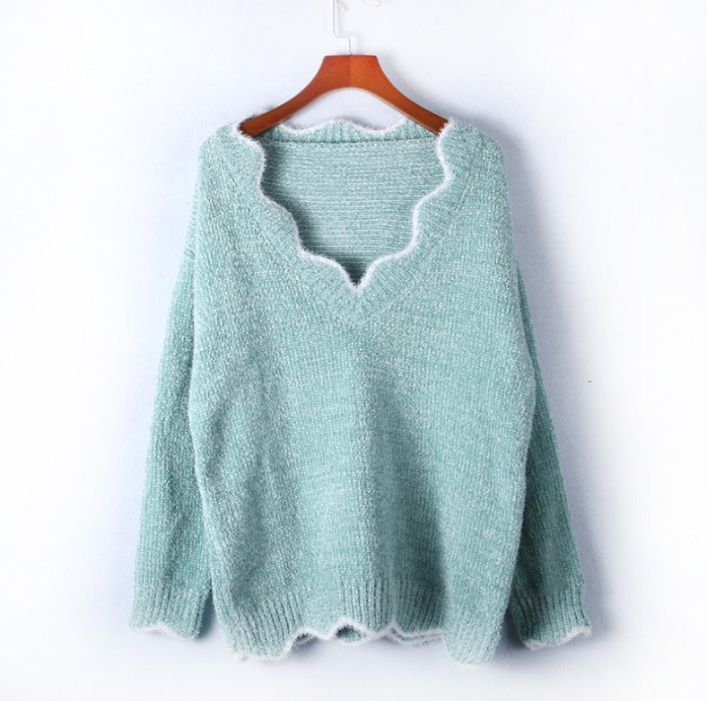 Elegantly Designed Pullover