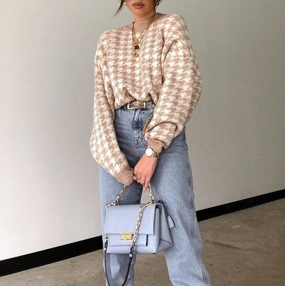 Timeless Vintage Style Pullover