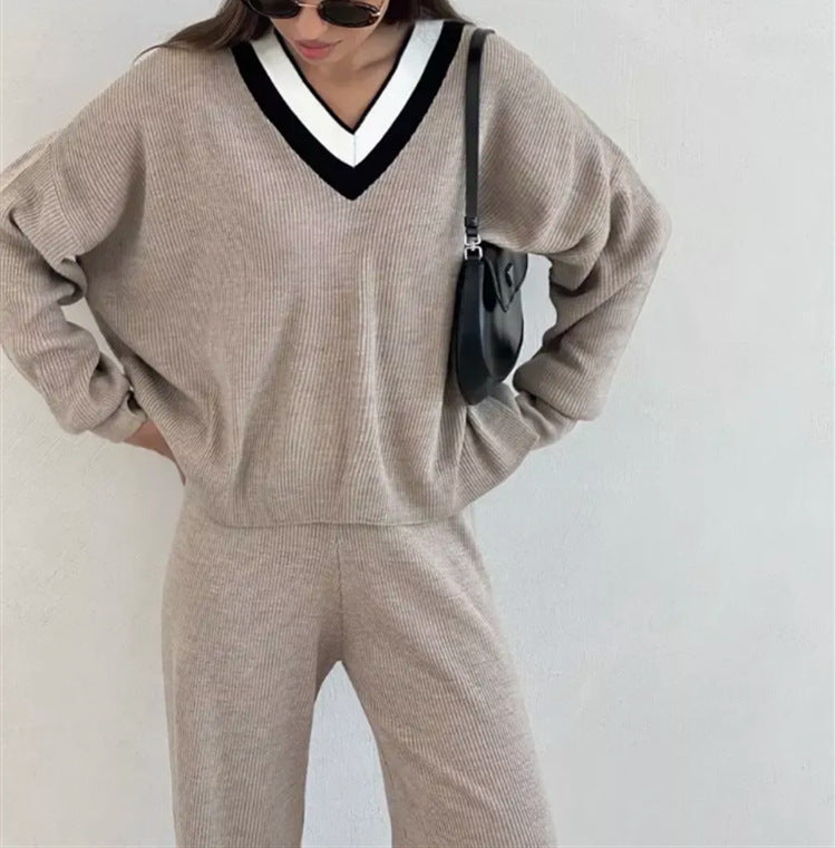 Timeless Vintage Style Pullover