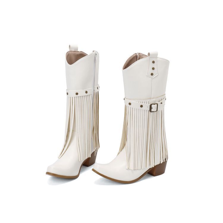 Graceful Orthopedic Boots for Modern Look