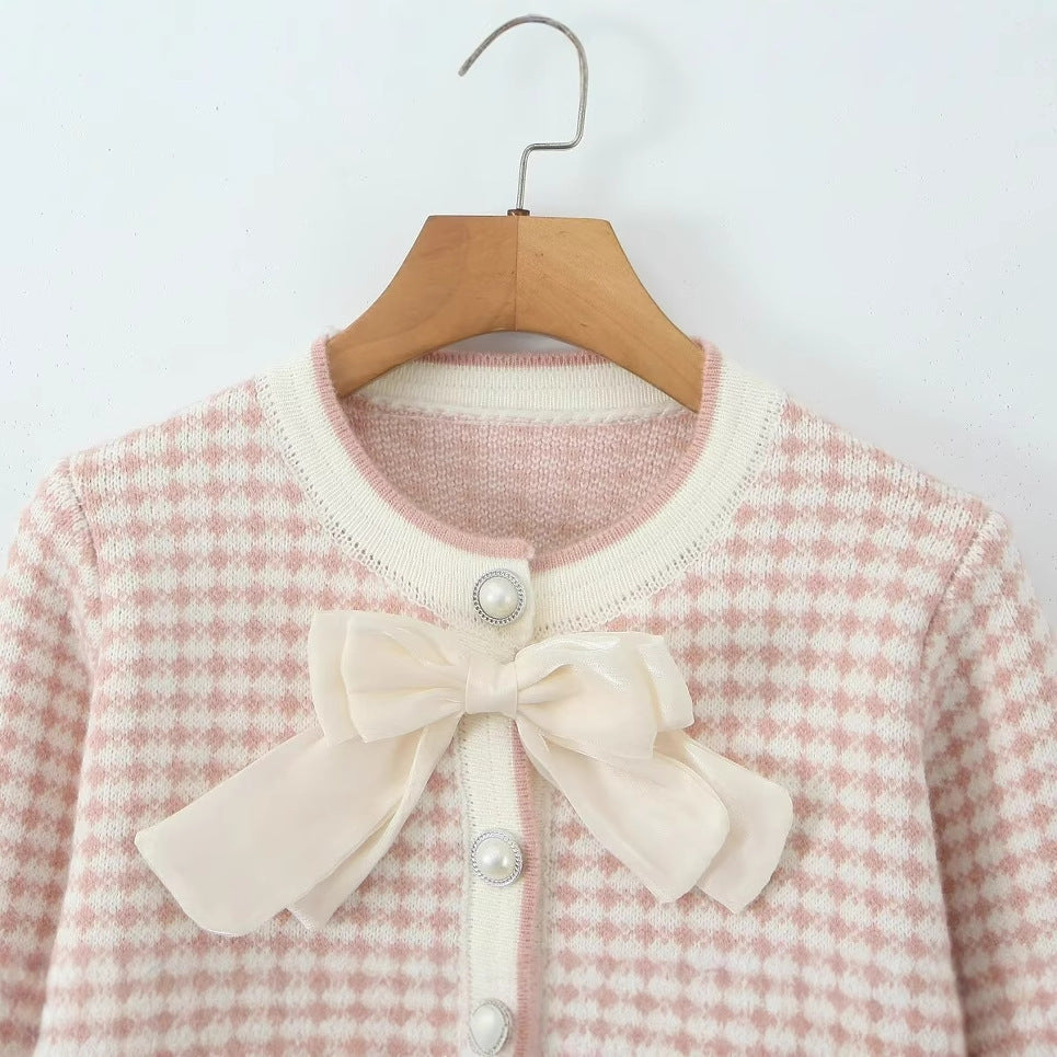Gracefully Designed Cardigan
