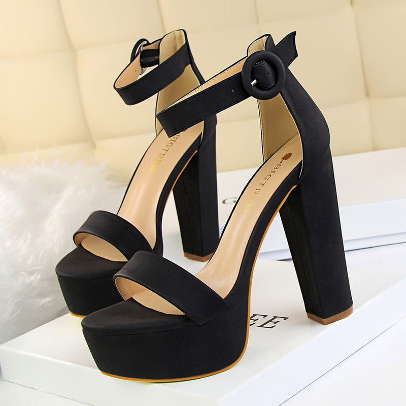 Classic Orthopedic Shoes with Timeless Style