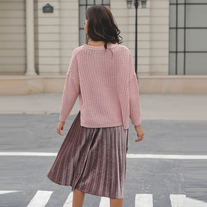 Elegantly Designed Pullover