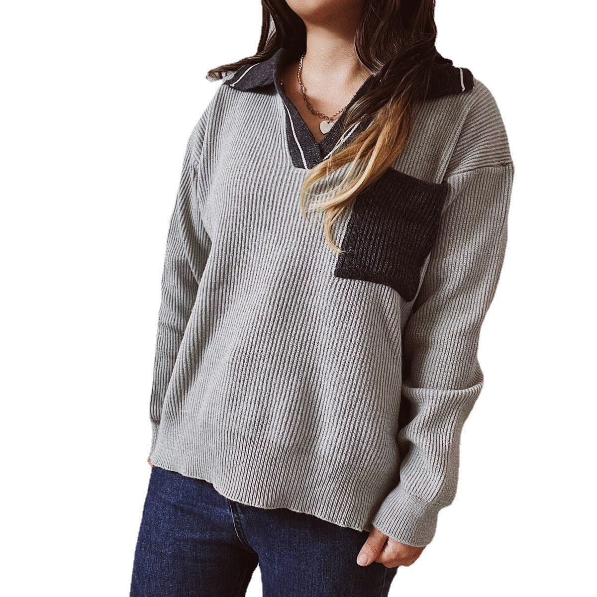 Timeless Vintage Style Pullover