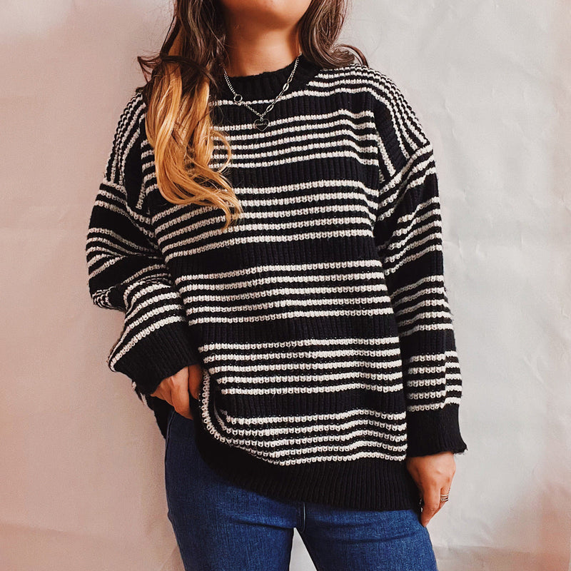 Timeless Vintage Style Pullover