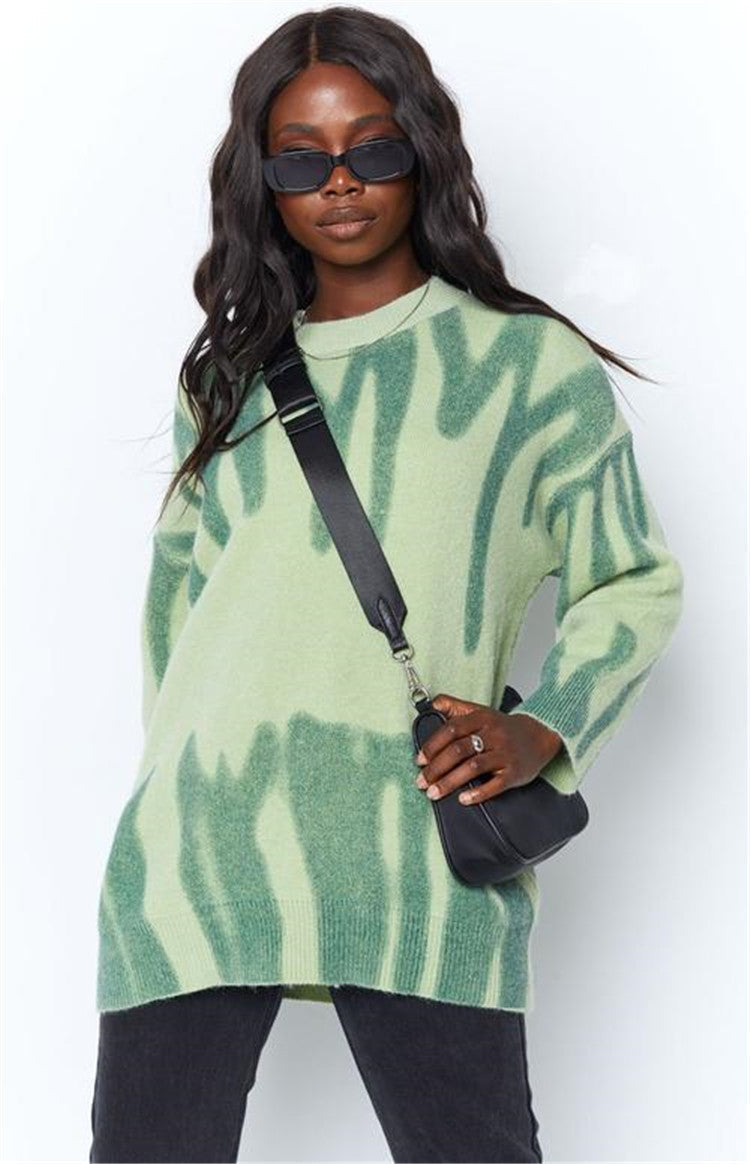 Elegantly Designed Pullover
