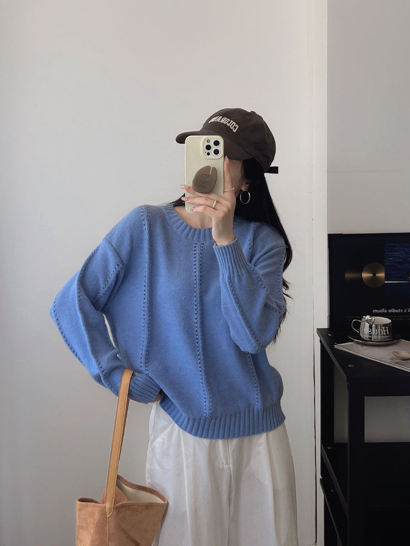 Elegantly Designed Pullover