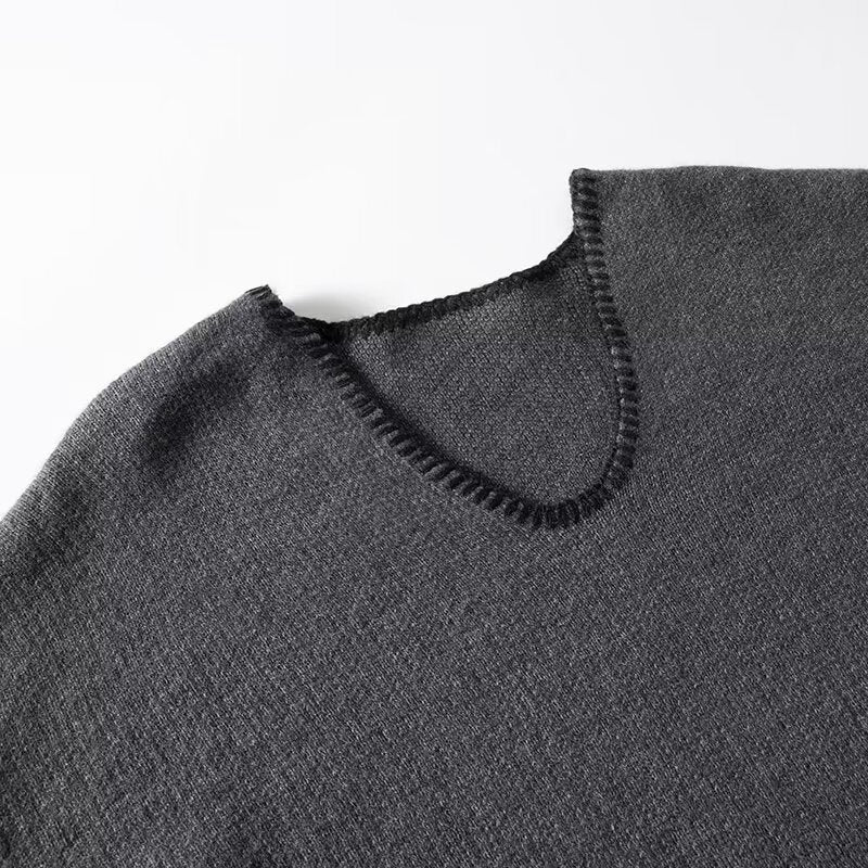 Timeless Vintage Style Pullover