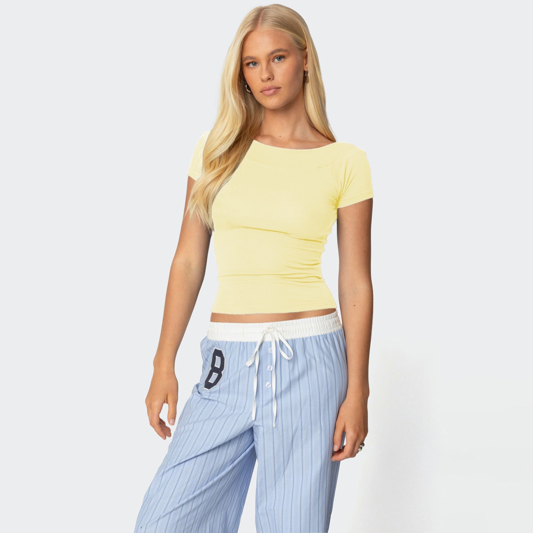 Hellgelb
