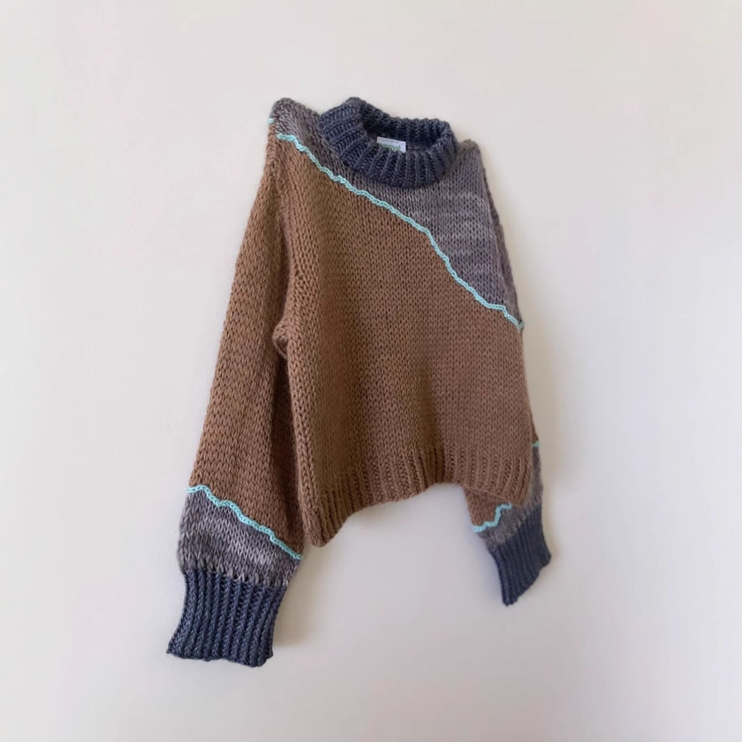 Elegantly Designed Pullover
