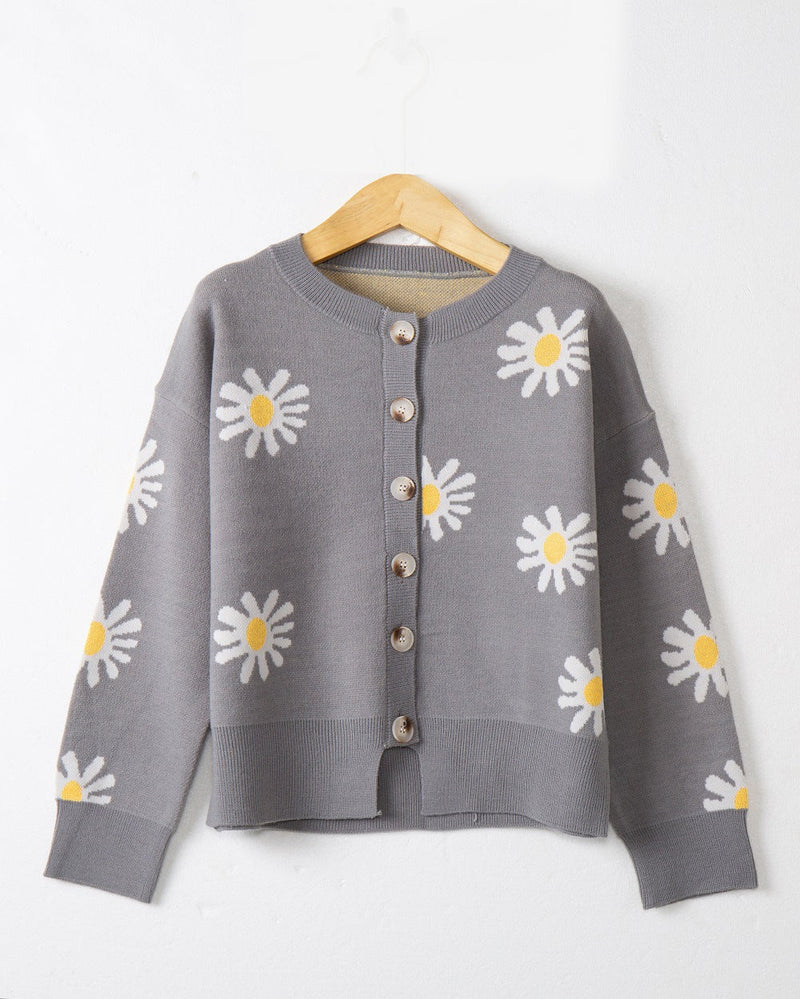 Elegantly Designed Pullover