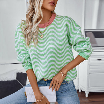 Elegantly Designed Pullover