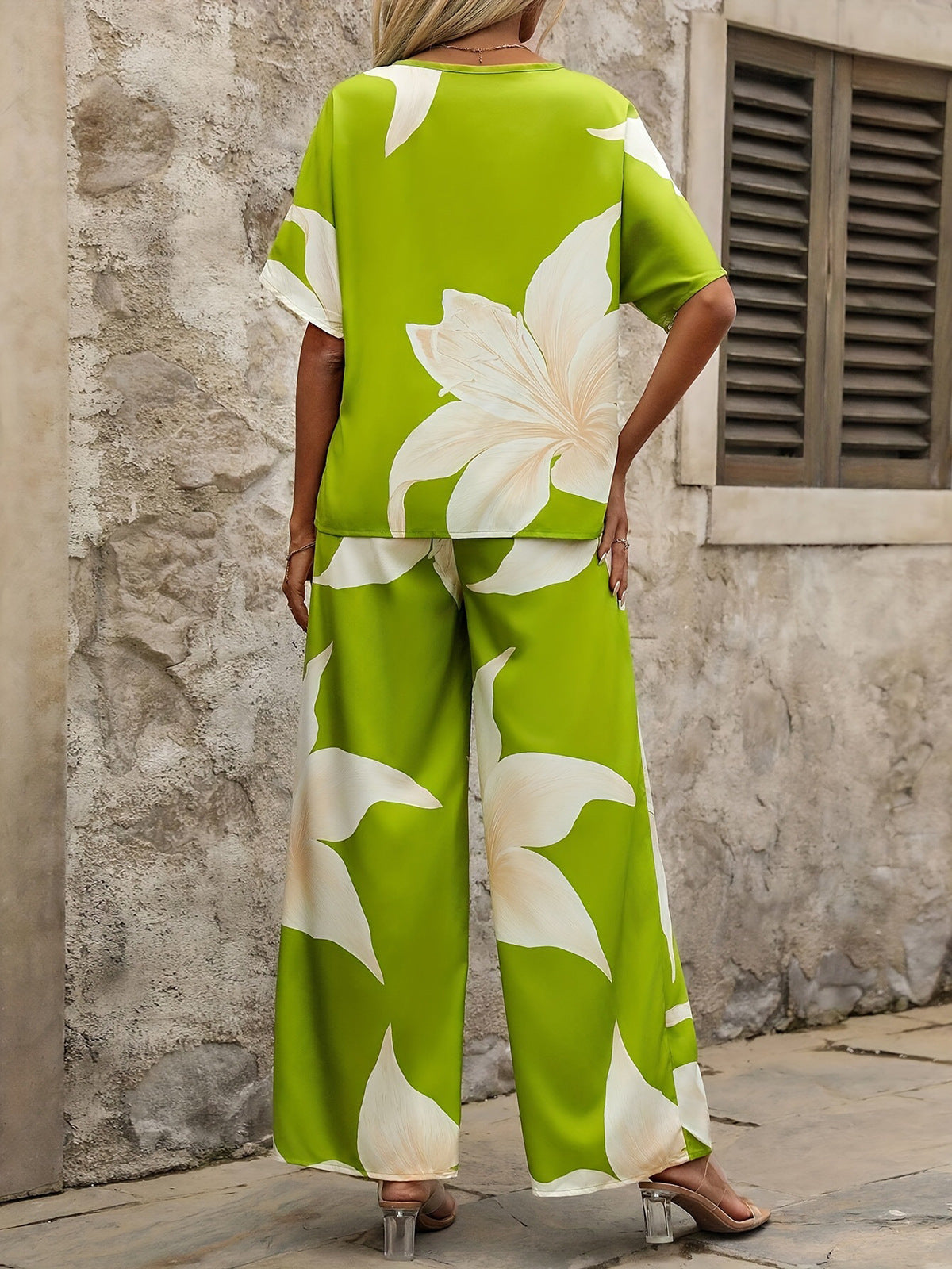 Timeless Vintage Style Garment