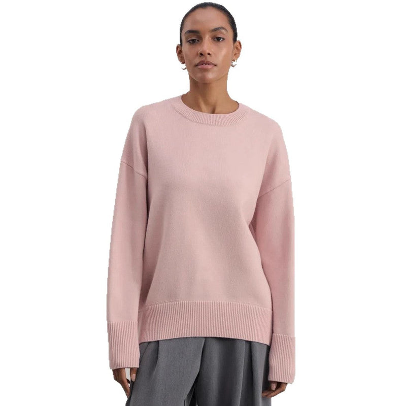 Timeless Vintage Style Pullover