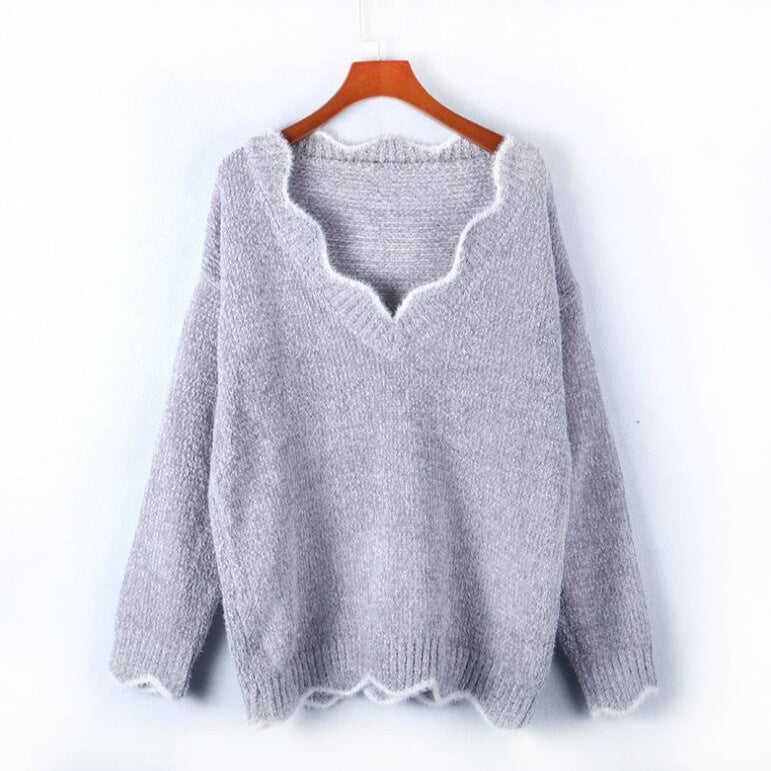 Elegantly Designed Pullover