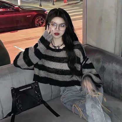 Elegantly Designed Pullover