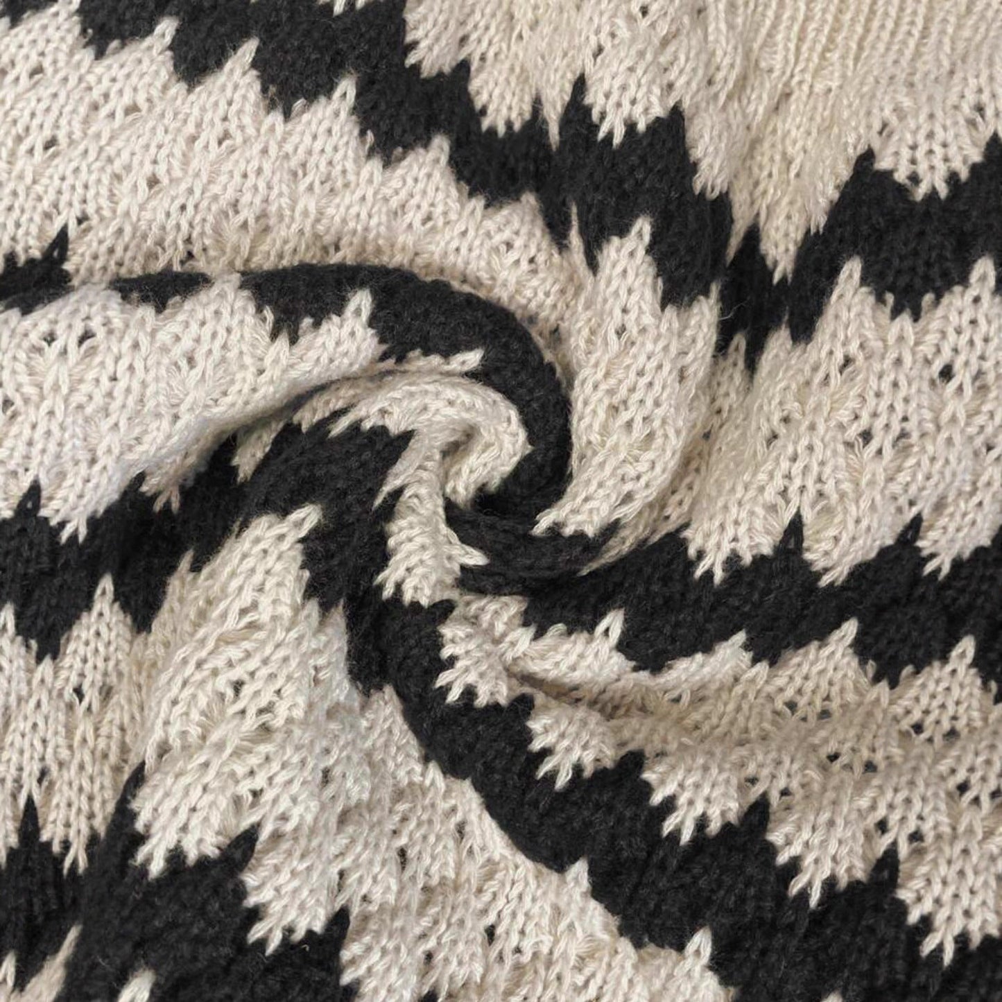 Elegantly Designed Pullover