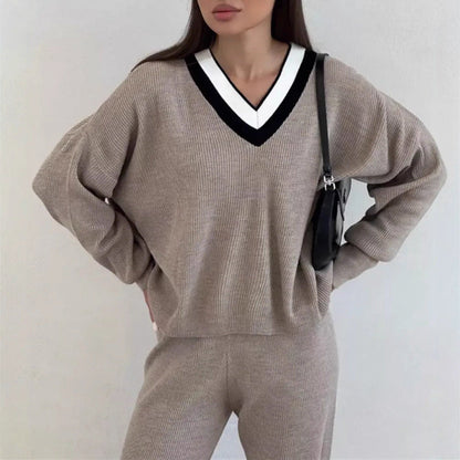 Timeless Vintage Style Pullover