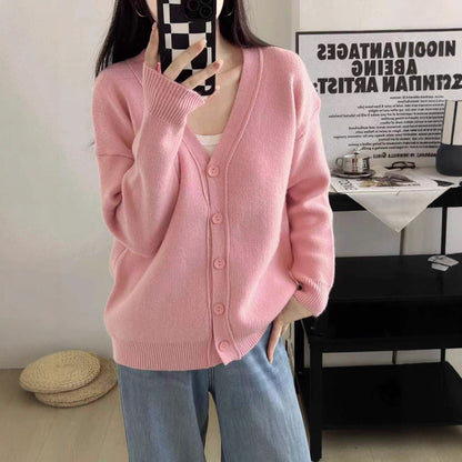 Elegantly Designed Cardigan