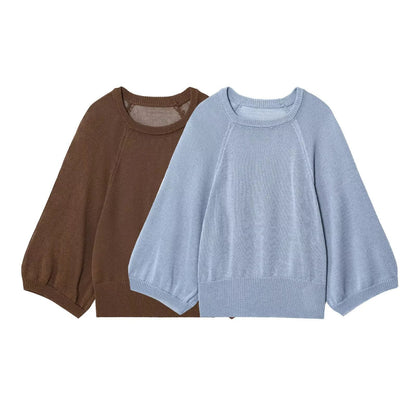 Elegantly Designed Pullover