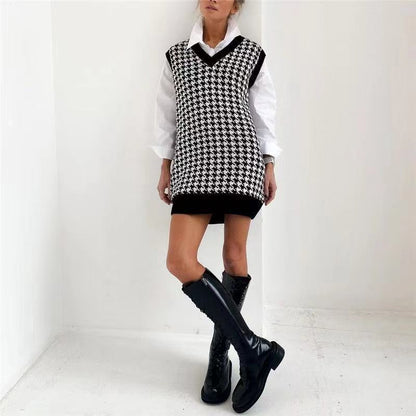 Elegantly Designed Pullover