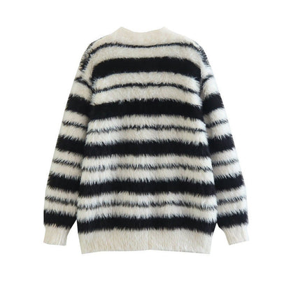 Timeless Vintage Style Cardigan