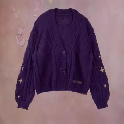 Elegantly Designed Cardigan
