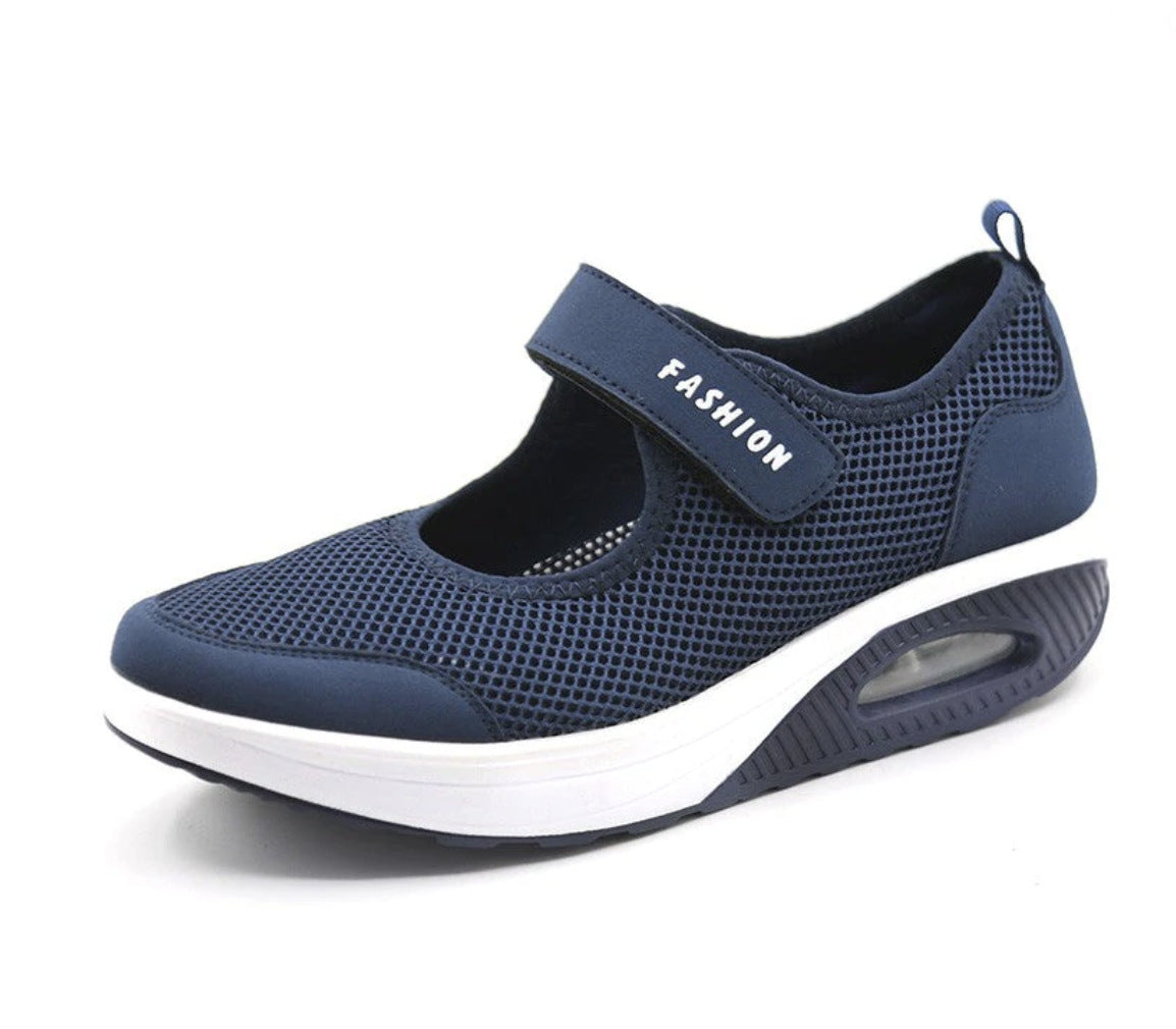 Marineblau