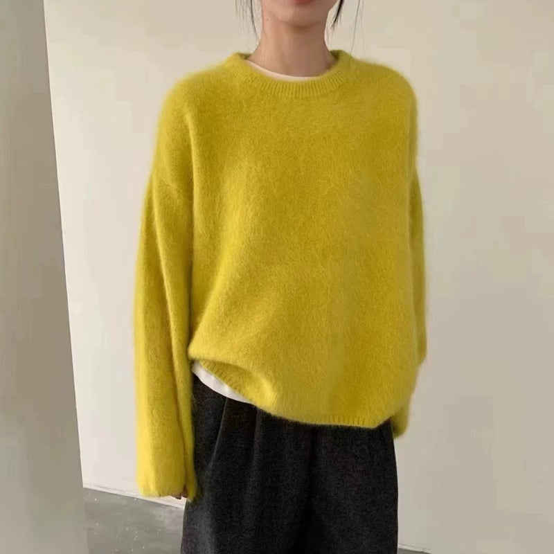 Elegantly Designed Pullover