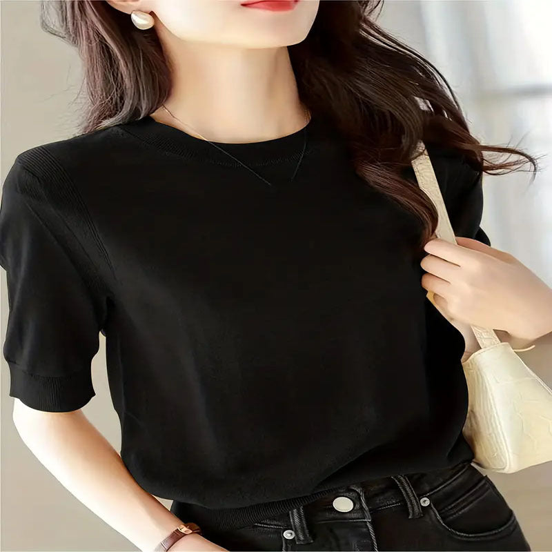 Elegantly Designed Pullover