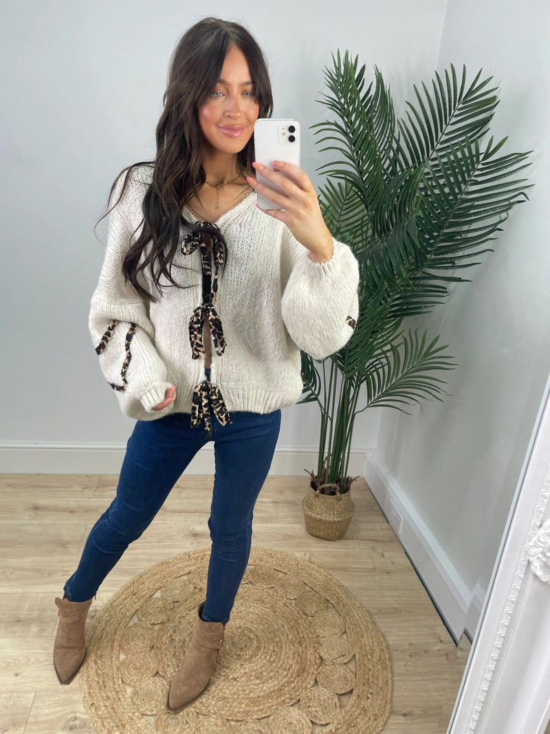 Timeless Vintage Style Pullover