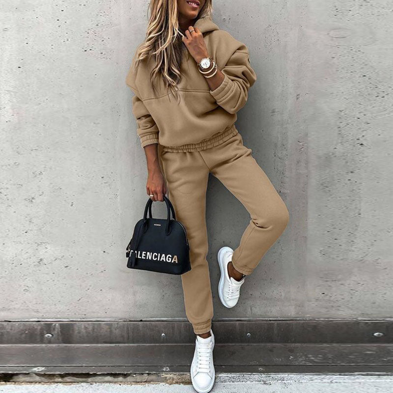 Elegantly Designed Pullover