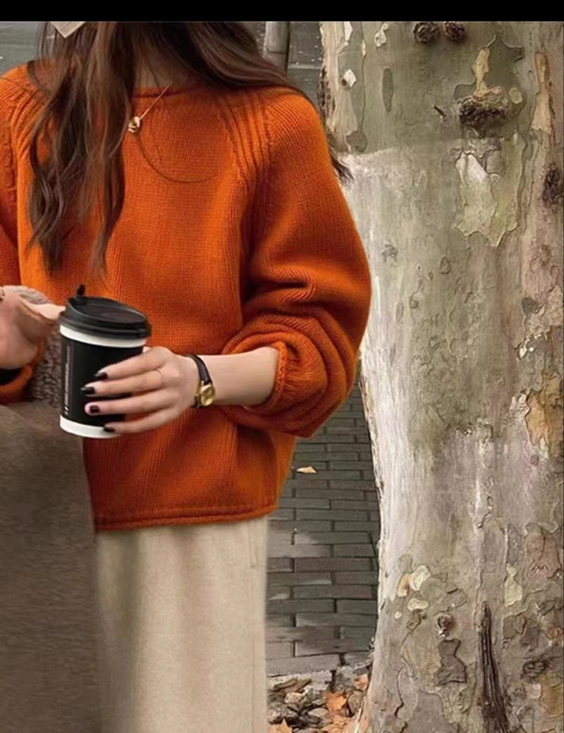 Timeless Vintage Style Pullover