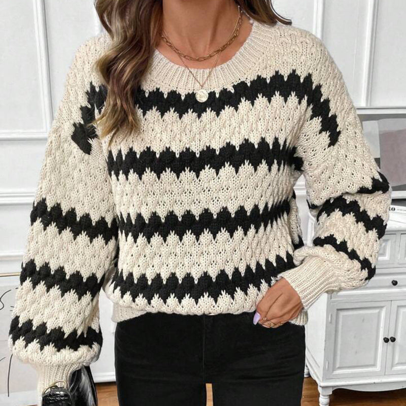 Elegantly Designed Pullover