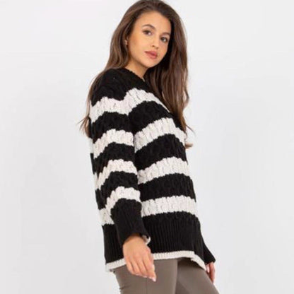 Timeless Vintage Style Pullover
