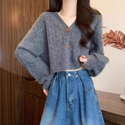 Elegantly Designed Cardigan