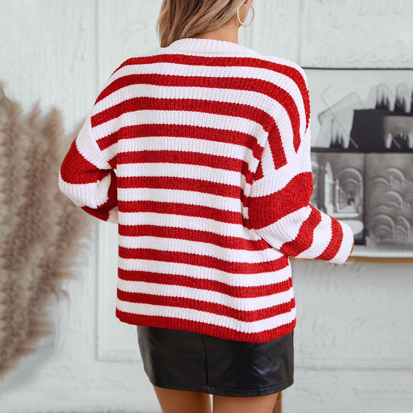 Timeless Vintage Style Pullover