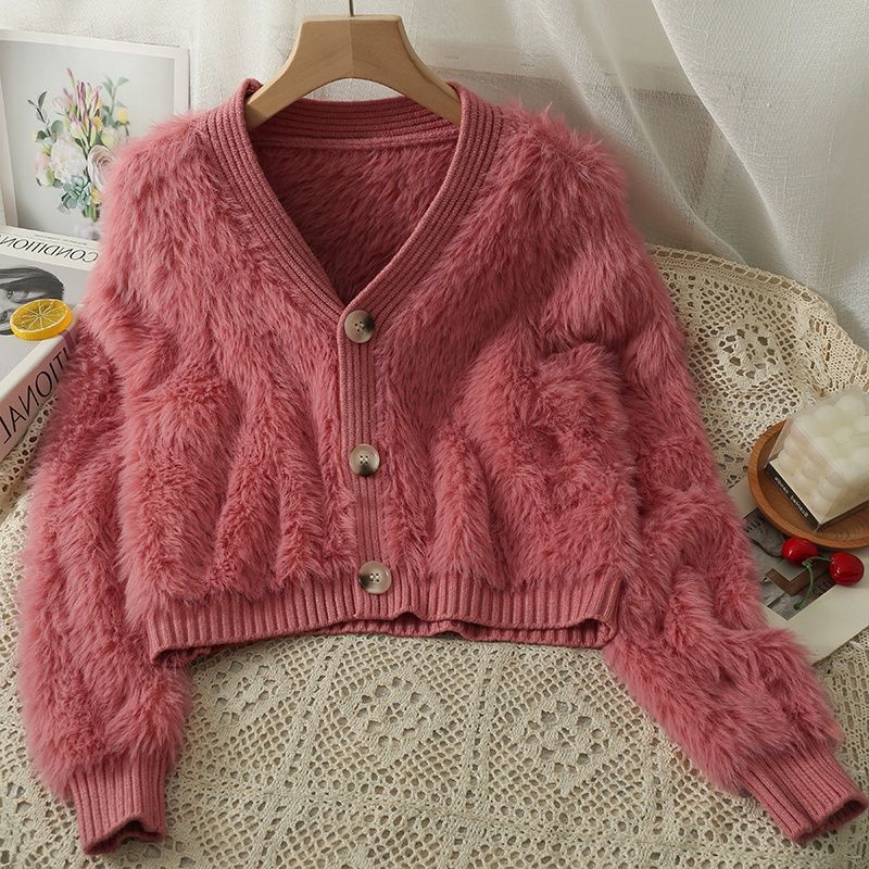 Elegantly Designed Cardigan