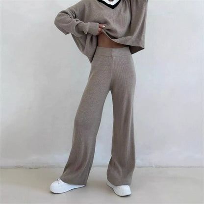 Timeless Vintage Style Pullover
