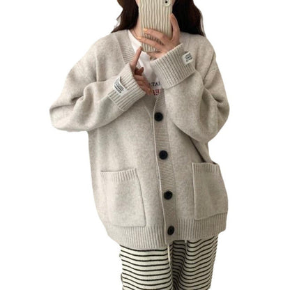 Elegantly Designed Cardigan