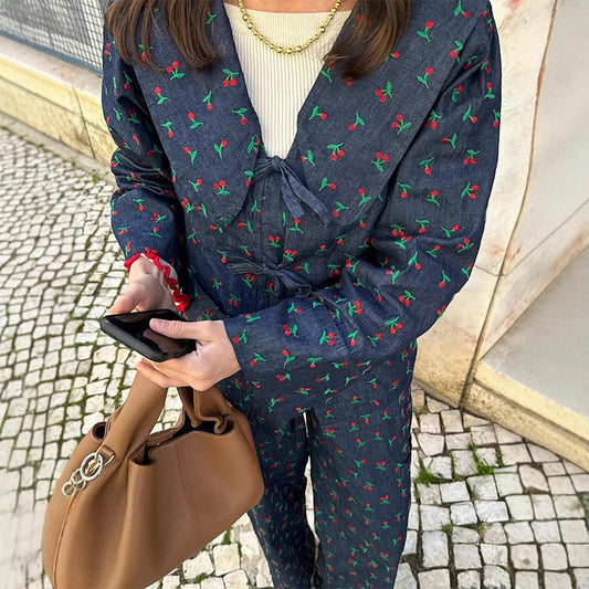 Elegantly Designed Pants