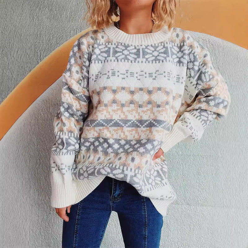 Elegantly Designed Pullover